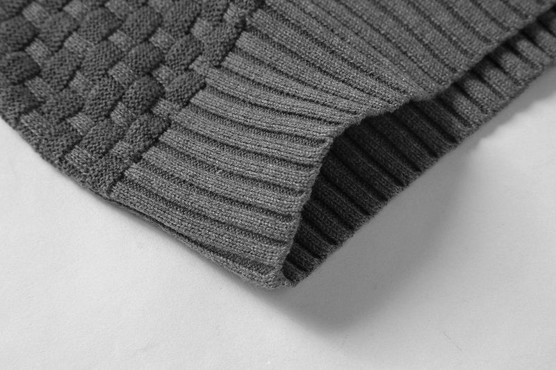 Men's hooded sweater