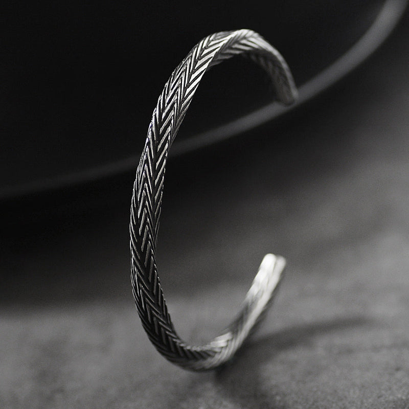 Pattern bracelet men