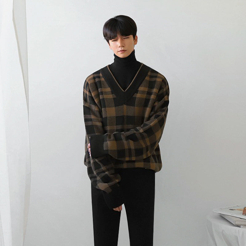 Men's V-neck Plaid Sweater