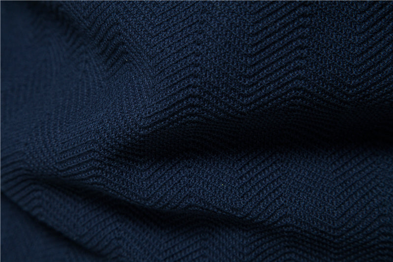 New Men's Solid Color Raglan Sleeve Casual Sweater