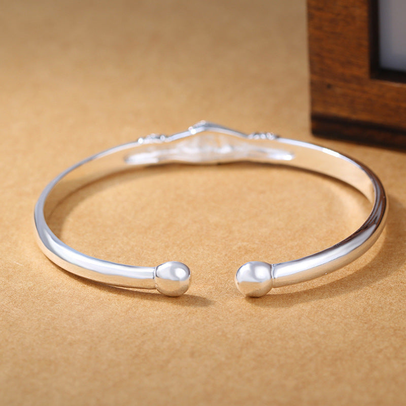 Hand Ornaments Handshake Creative Bracelet